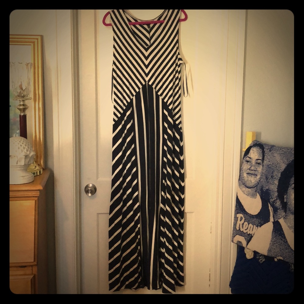 LB dual front split sleeveless summer maxi 14/16w